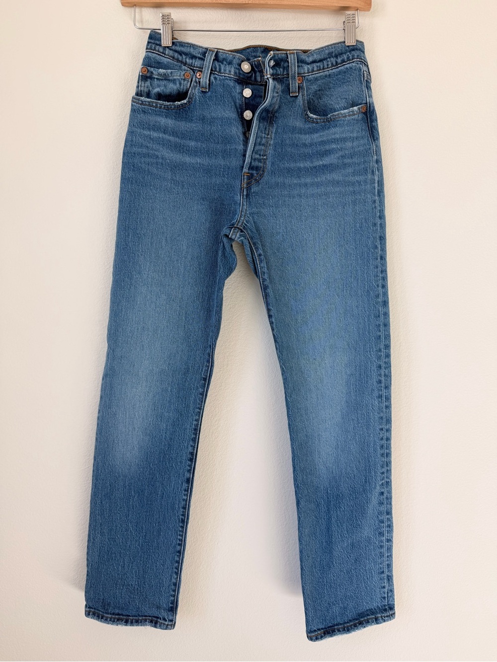 Levi's 501 High-Rise Straight-Leg Jeans in Mid Blue